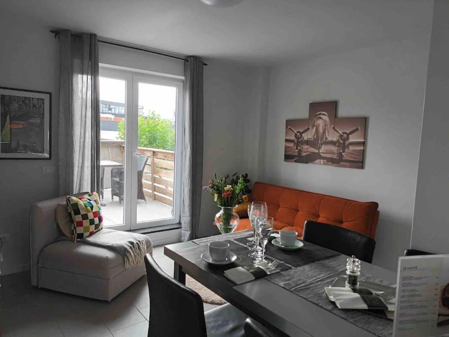 Appartamento Confortevole Deinze Exteriör bild